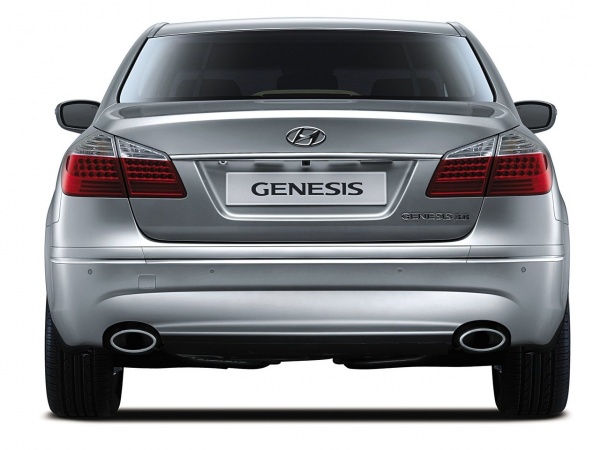 Hyundai Genesis Седан 4 двери фото