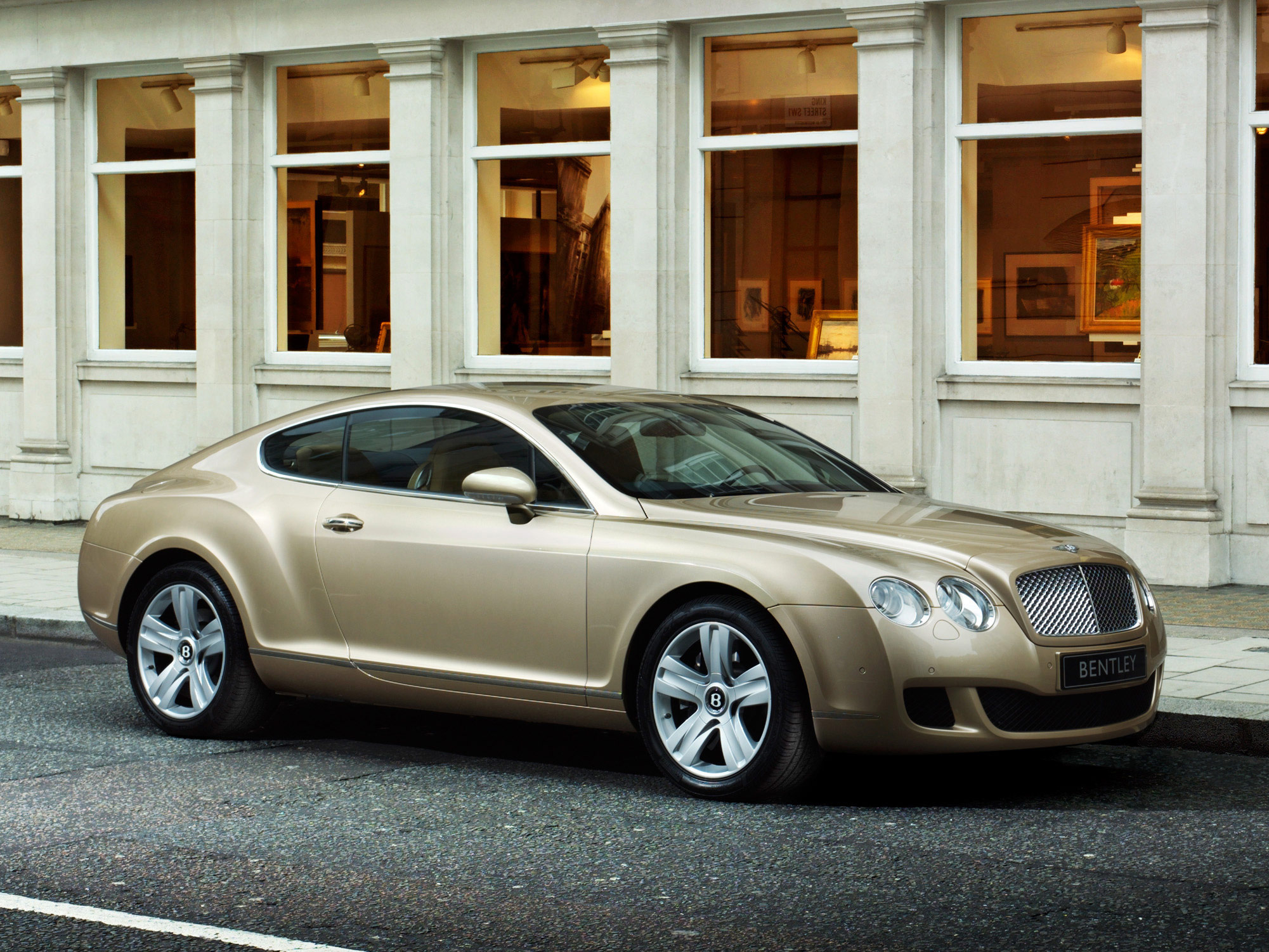 Бентли фото. Бентли gt Continental 2007. Bentley Continental 2007. Бентли Континенталь 2007. Бентли gt Continental купе.